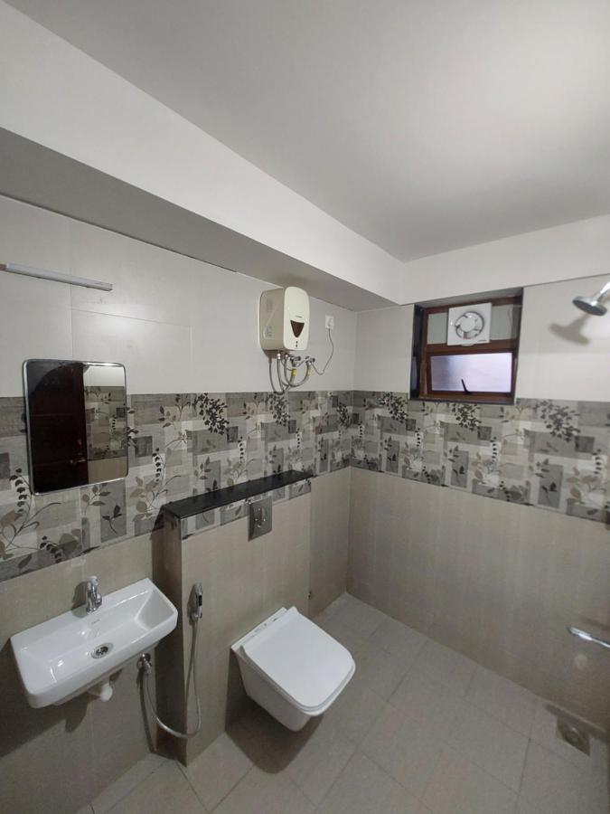Hotel Mannat Residence 트리반드룸 외부 사진