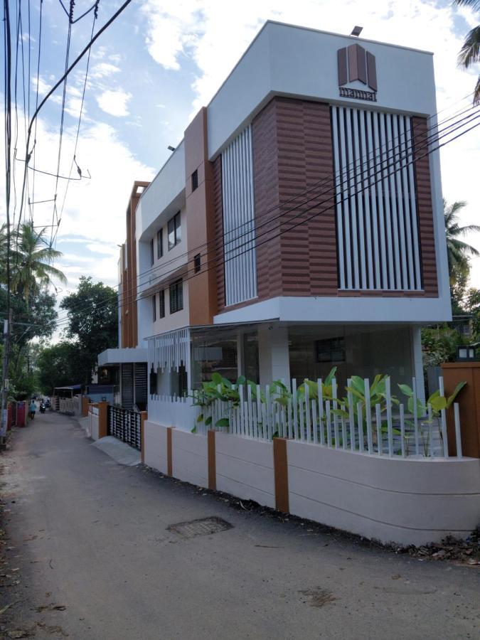 Hotel Mannat Residence 트리반드룸 외부 사진