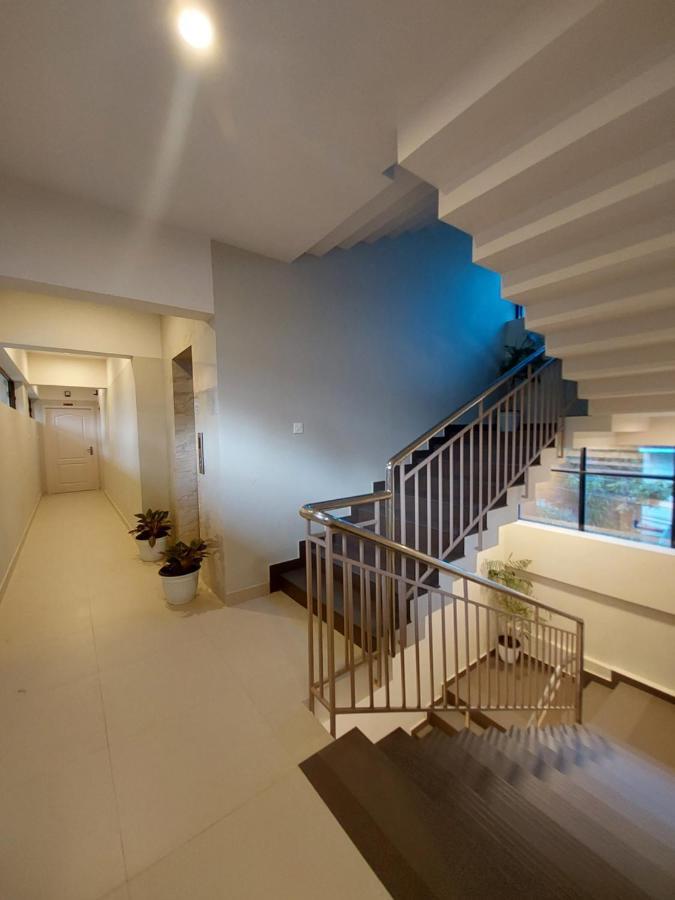 Hotel Mannat Residence 트리반드룸 외부 사진