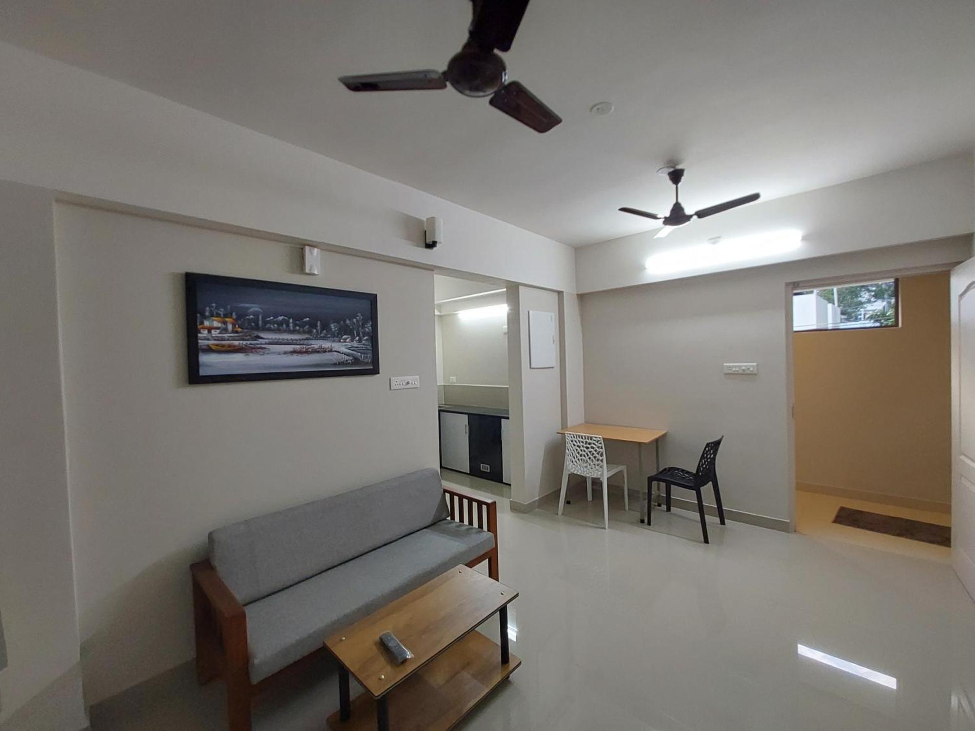 Hotel Mannat Residence 트리반드룸 외부 사진